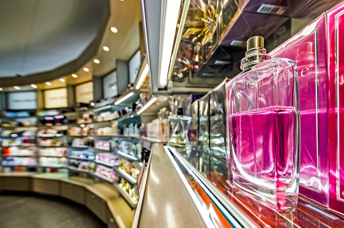 A universe of fragrances: the variety of perfumes nowadays inspires with an almost infinite choice